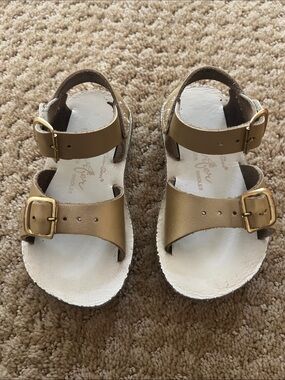 Sun San Children's Metallic Gold Buckle Sandals